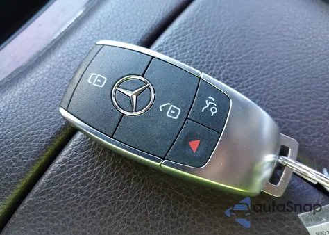 2022 Mercedes-Benz Gle 350 4Matic z USA, uszkodzony, nr VIN 4JGFB4KE2NA687984